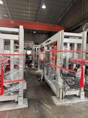 10 ~ 35KV akım transformatörü için çift istasyonlu APG Klamping Makinesi